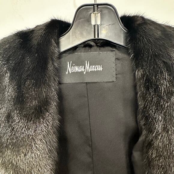 ✨ Vintage Neiman Marcus Black Mink Fur Coat – Classic Mid-Length Luxury Size L ✨ - Picture 7 of 16